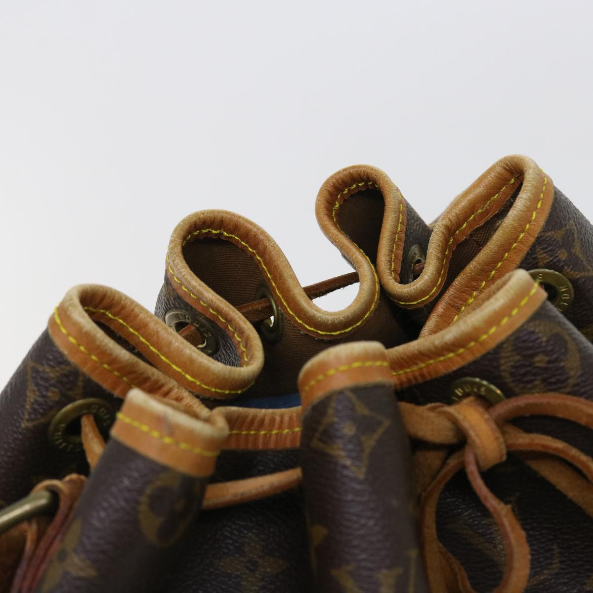 LOUIS VUITTON Monogram Noe Shoulder Bag M42224 LV 56025