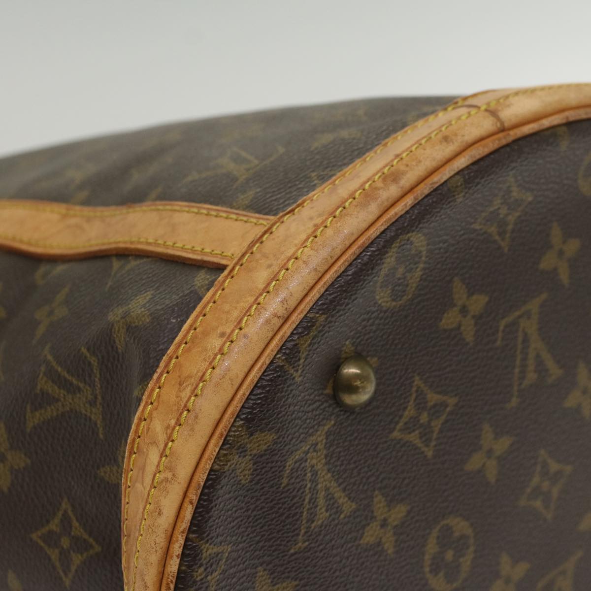 LOUIS VUITTON Monogram Bucket GM Shoulder Bag M42236 LV 56095