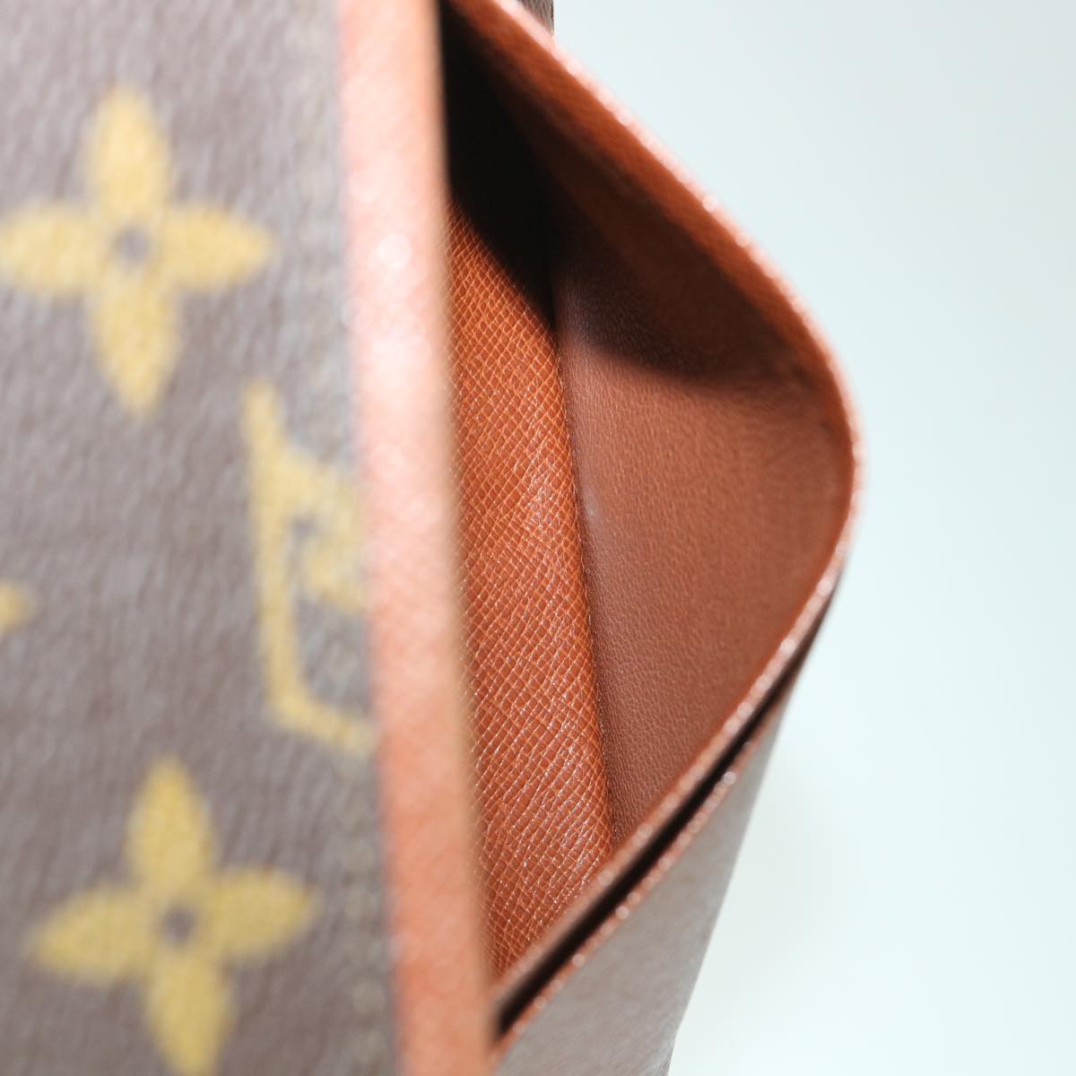 LOUIS VUITTON Monogram Porte Monnaie Billets Tresor Wallet M61730 LV 56112