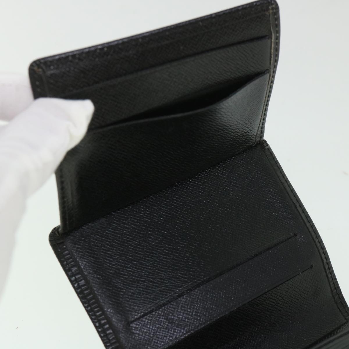 LOUIS VUITTON Epi Porte 12 Cartes Crdit Trifold Wallet Noir M63472 LV 56121