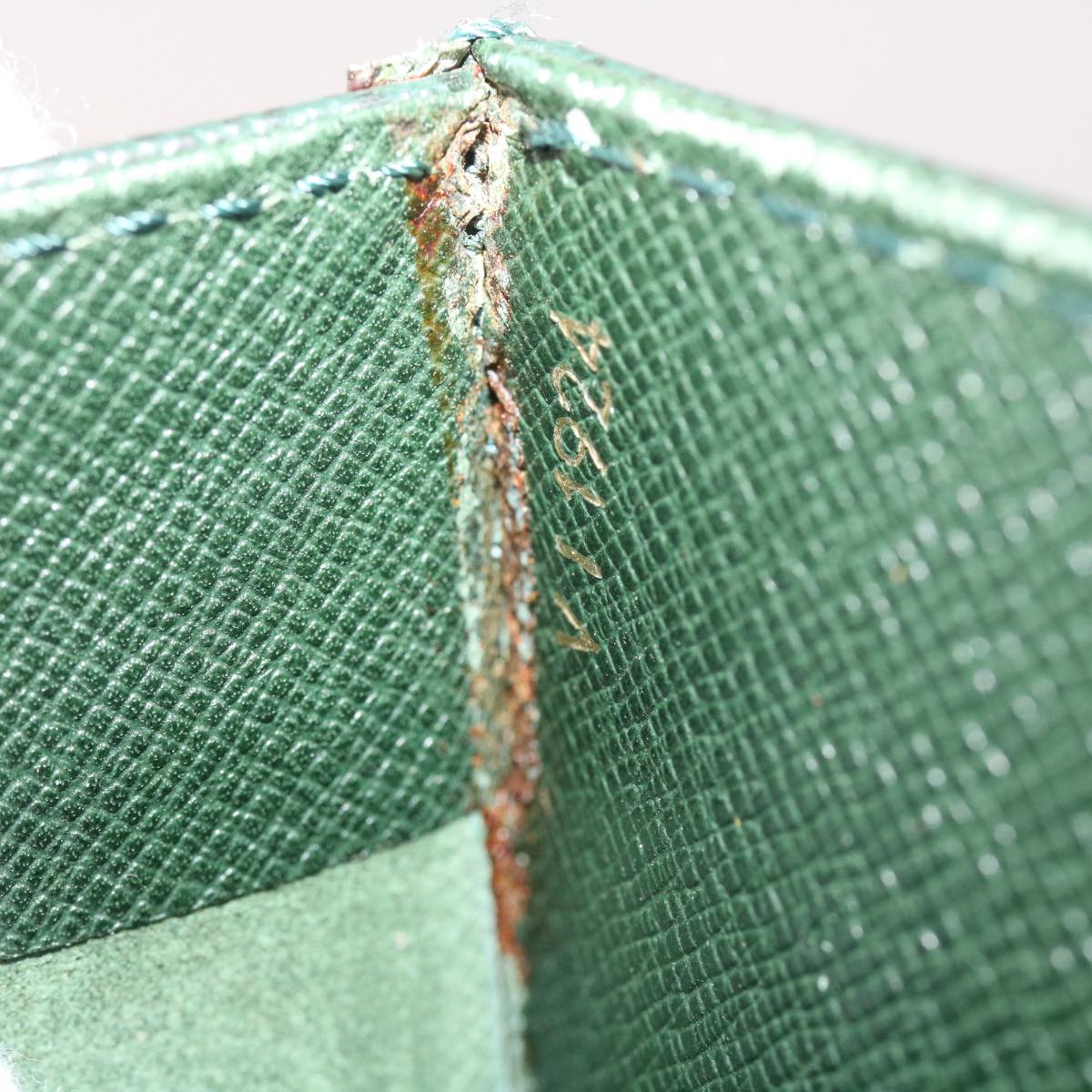 LOUIS VUITTON Taiga Serviette Kourad Business Bag Epicea M30074 LV 56145