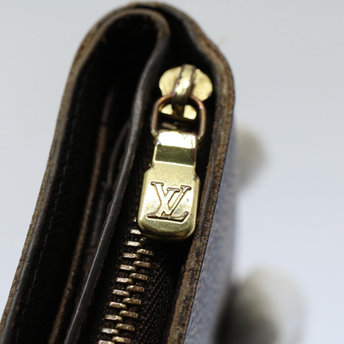 LOUIS VUITTON Damier Ebene Compact Zip Wallet N61668 LV 56148