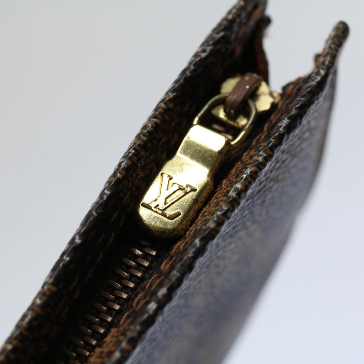 LOUIS VUITTON Damier Ebene Marais Pouch LV 56166