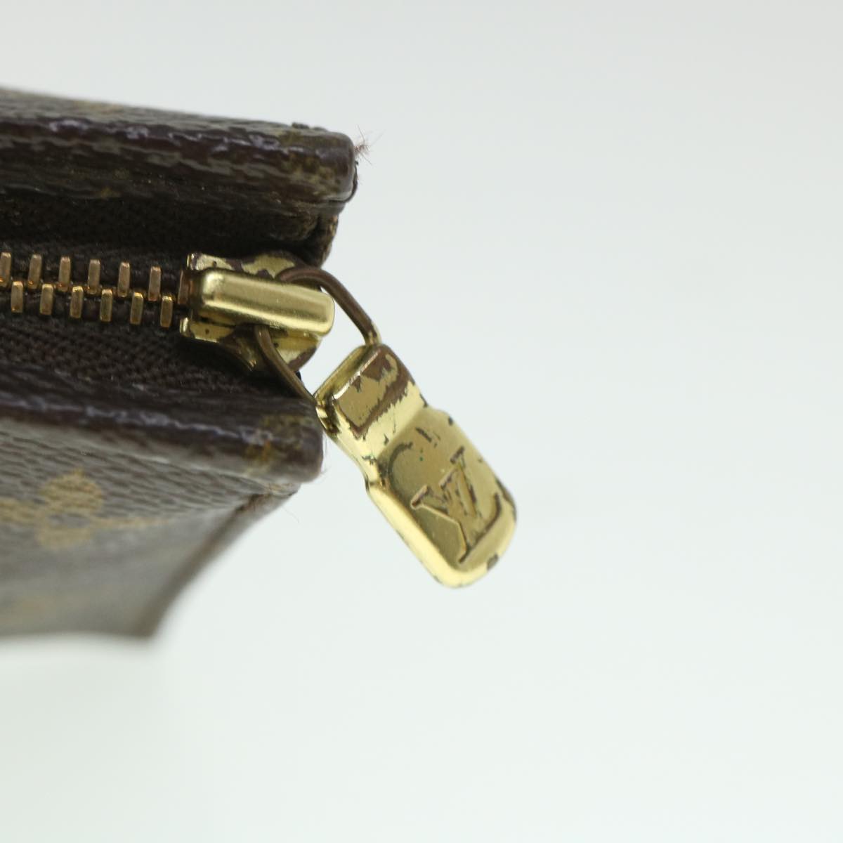 LOUIS VUITTON Monogram Poche Toilette 15 Pouch M47546 LV 56172
