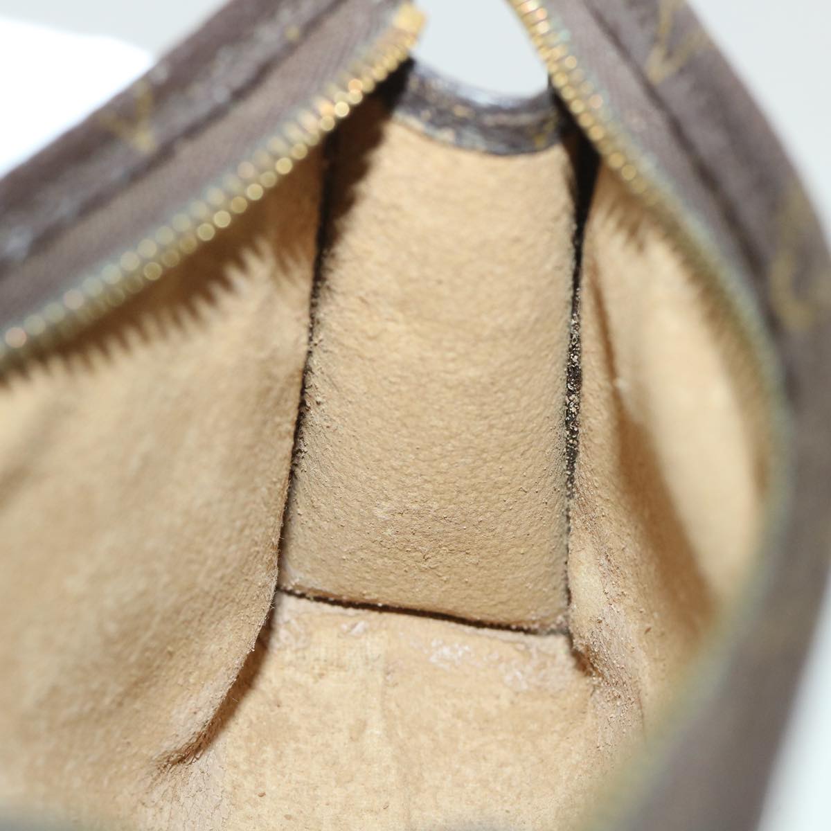LOUIS VUITTON Monogram Poche Toilette 15 Pouch M47546 LV 56172