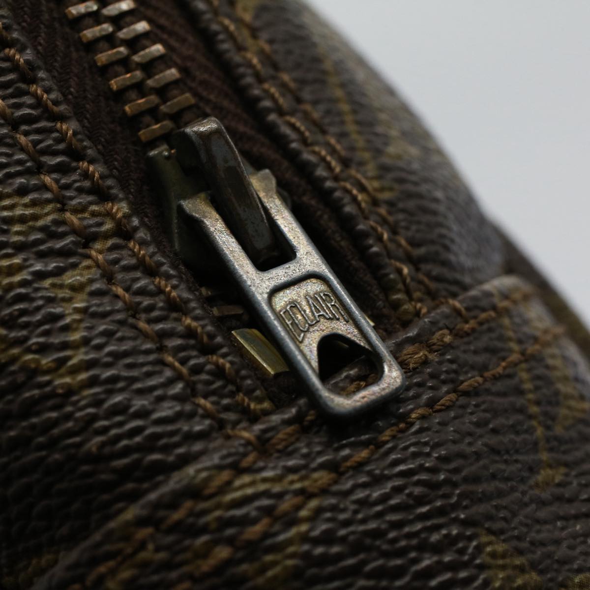 LOUIS VUITTON Monogram Trousse Toilette 28 Clutch Bag M47522 LV 56177