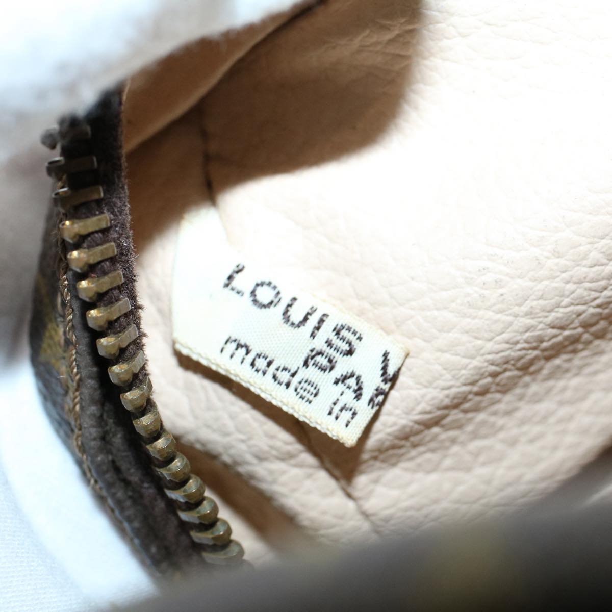 LOUIS VUITTON Monogram Trousse Toilette 28 Clutch Bag M47522 LV 56177