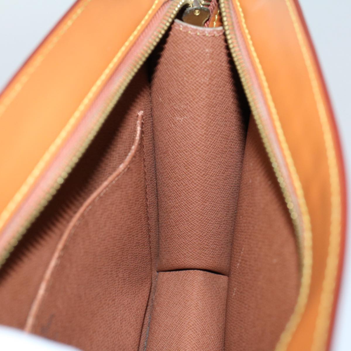 LOUIS VUITTON Epi Pochette Homme Clutch Bag Brown M52528 LV 56188