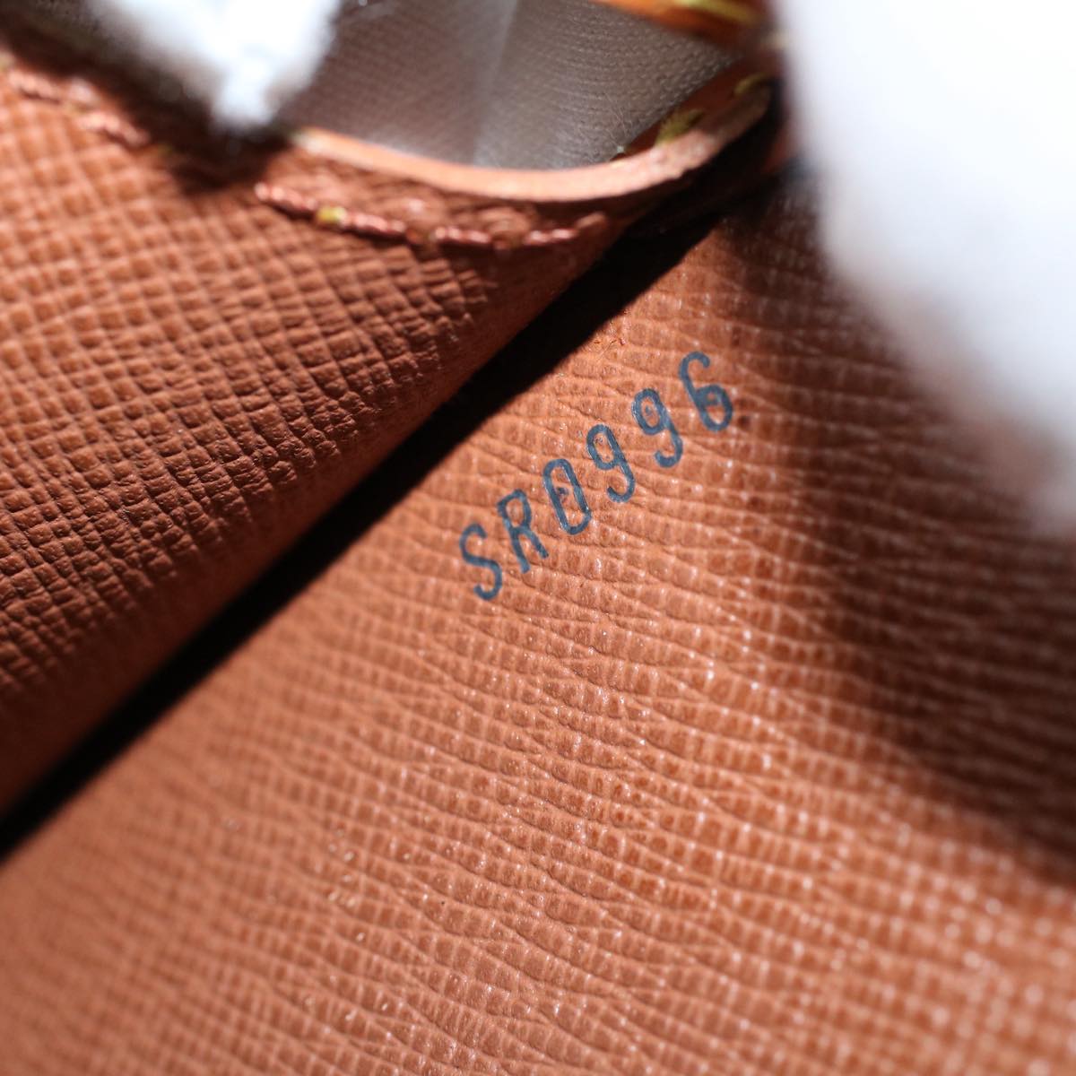 LOUIS VUITTON Epi Pochette Homme Clutch Bag Brown M52528 LV 56188