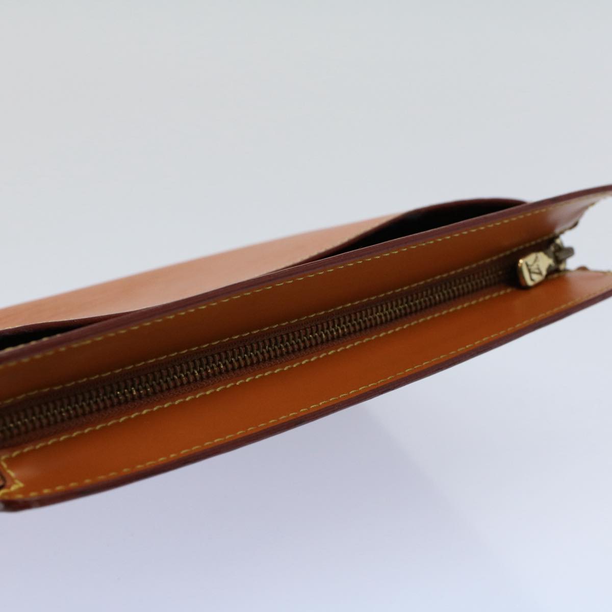 LOUIS VUITTON Epi Pochette Homme Clutch Bag Brown M52528 LV 56188
