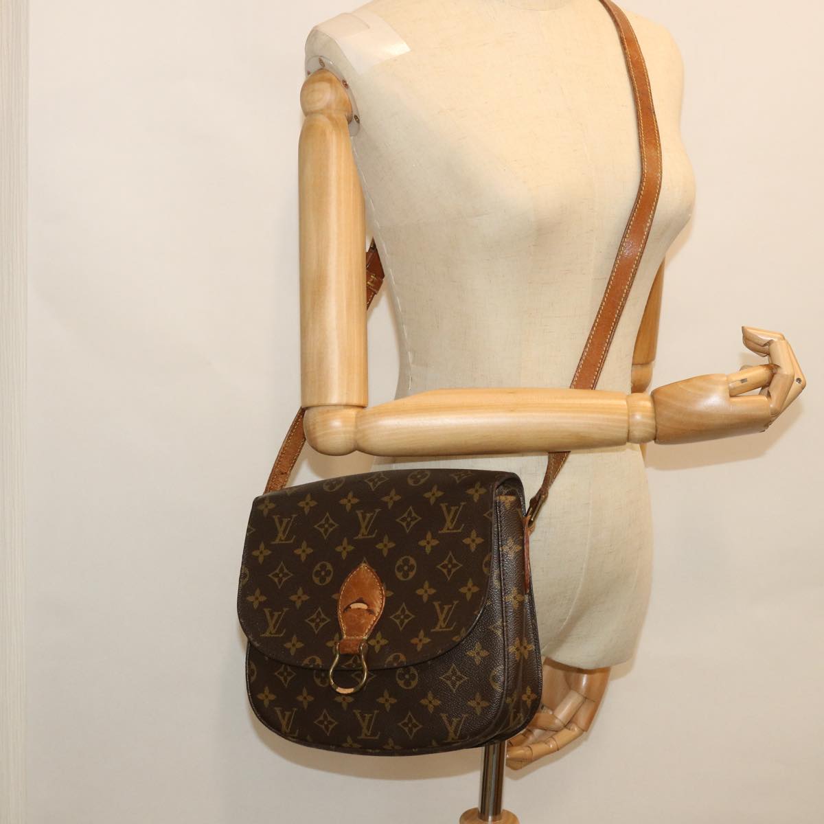LOUIS VUITTON Monogram Saint Cloud GM Shoulder Bag M51242 LV 56207