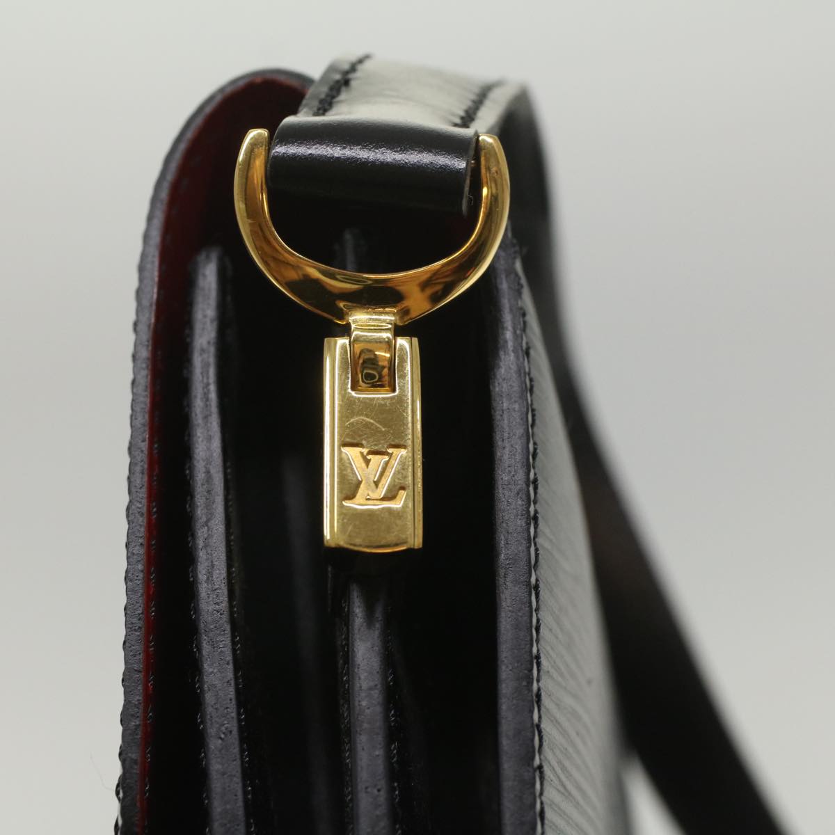 LOUIS VUITTON Epi Osh Shoulder Bag Black Red M52447 LV 56214