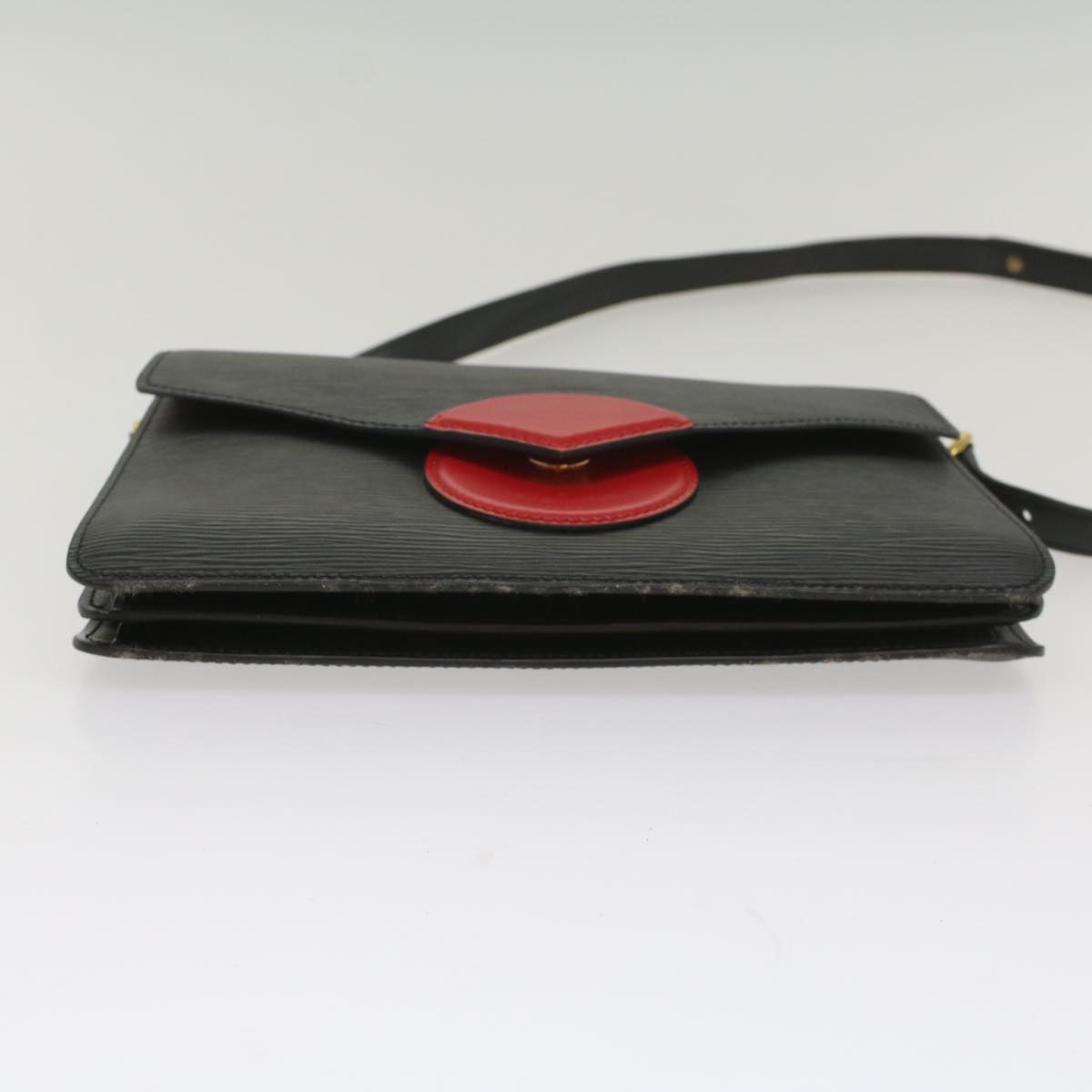 LOUIS VUITTON Epi Osh Shoulder Bag Black Red M52447 LV 56214