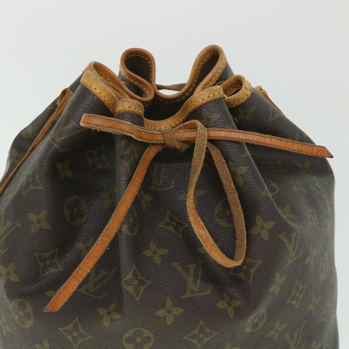 LOUIS VUITTON Monogram Petit Noe Shoulder Bag M42226 LV 56232