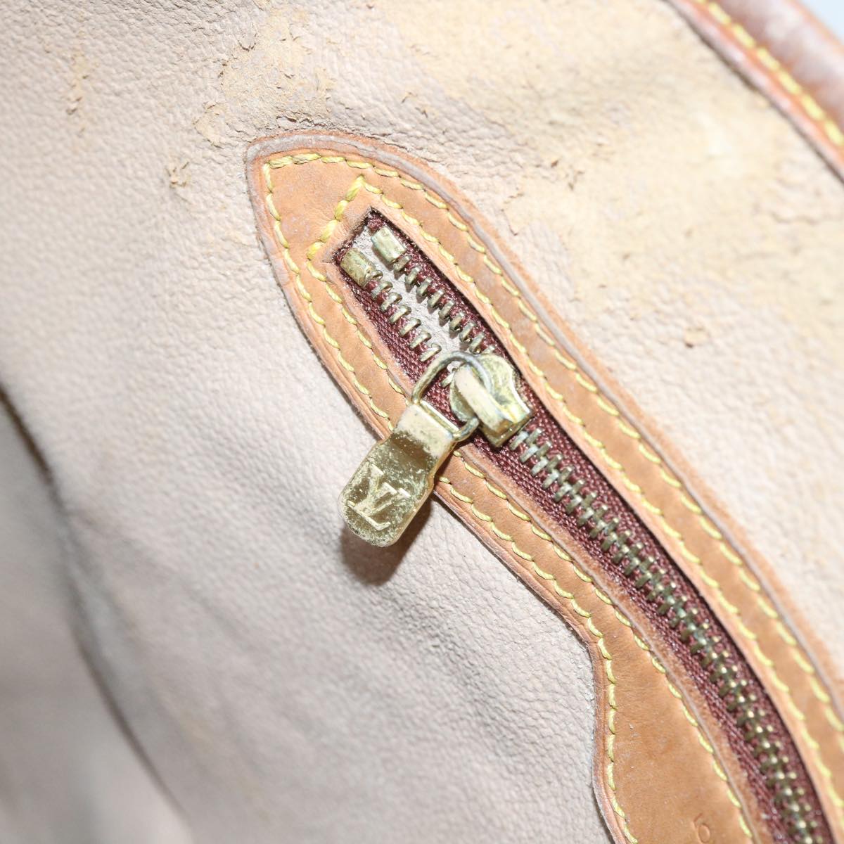 LOUIS VUITTON Monogram Bucket GM Shoulder Bag M42236 LV 56238