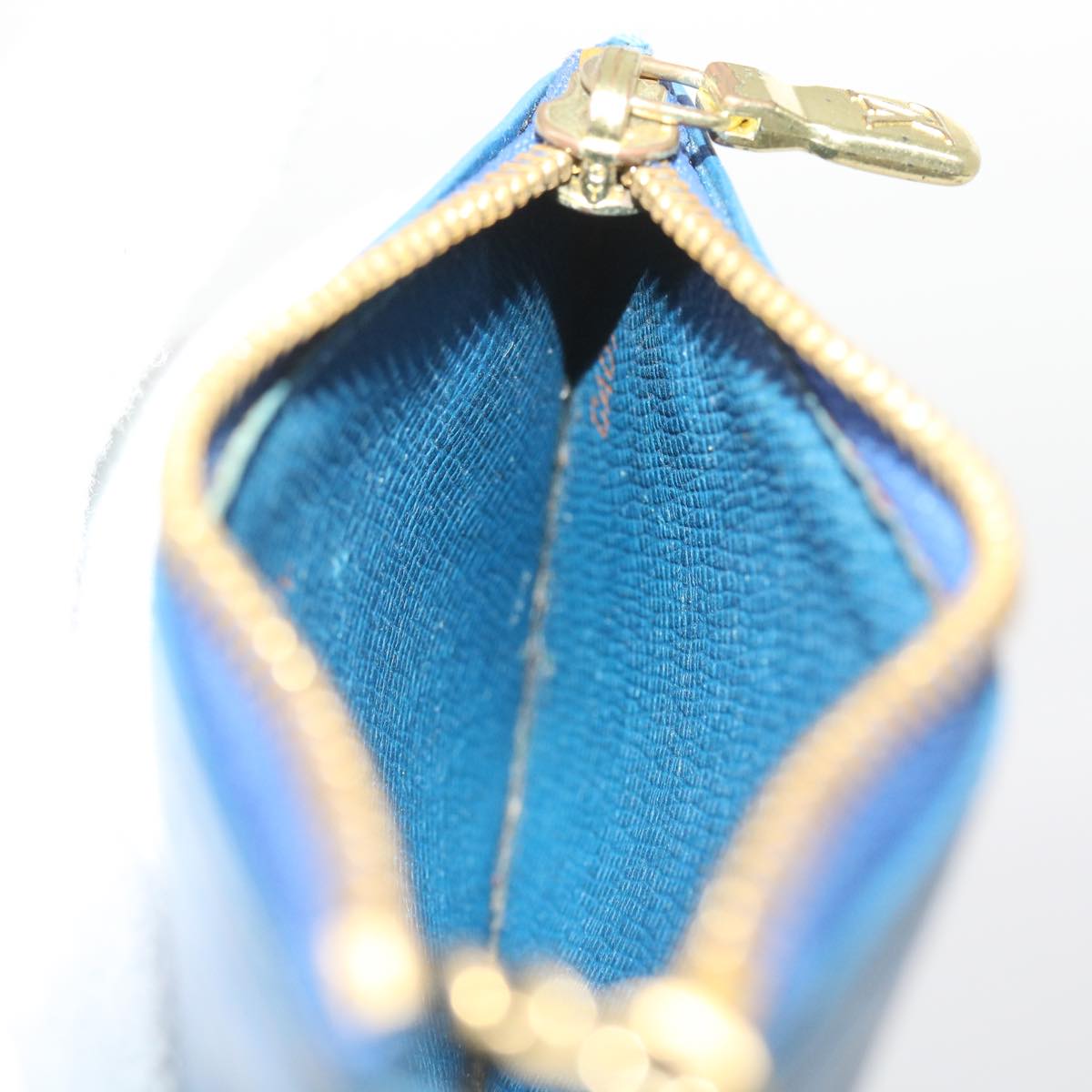 LOUIS VUITTON Epi Pochette Cles Coin Purse Blue M6380G LV 56333
