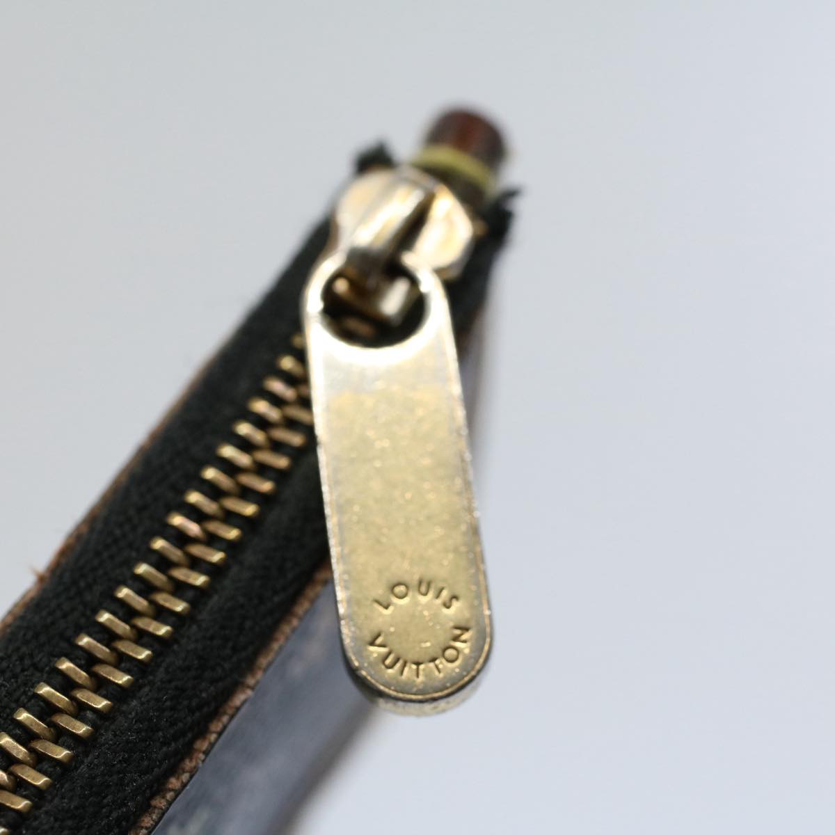 LOUIS VUITTON Monogram Multicolor Pochette Cles Purse Black M92654 56356