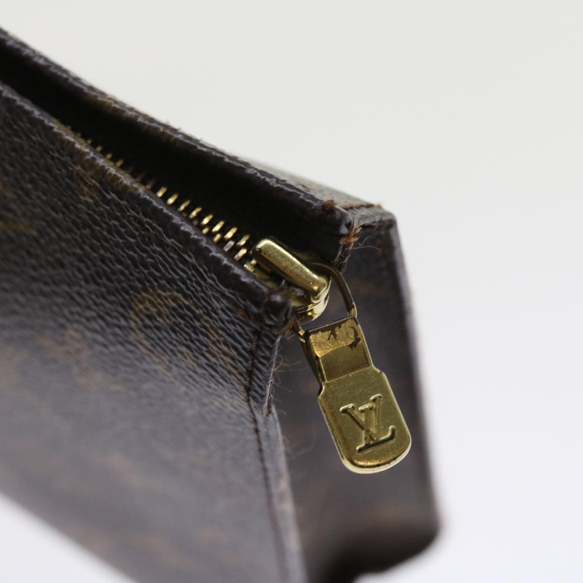 LOUIS VUITTON Monogram Poche Toilette 26 Pouch M47542 LV 56362