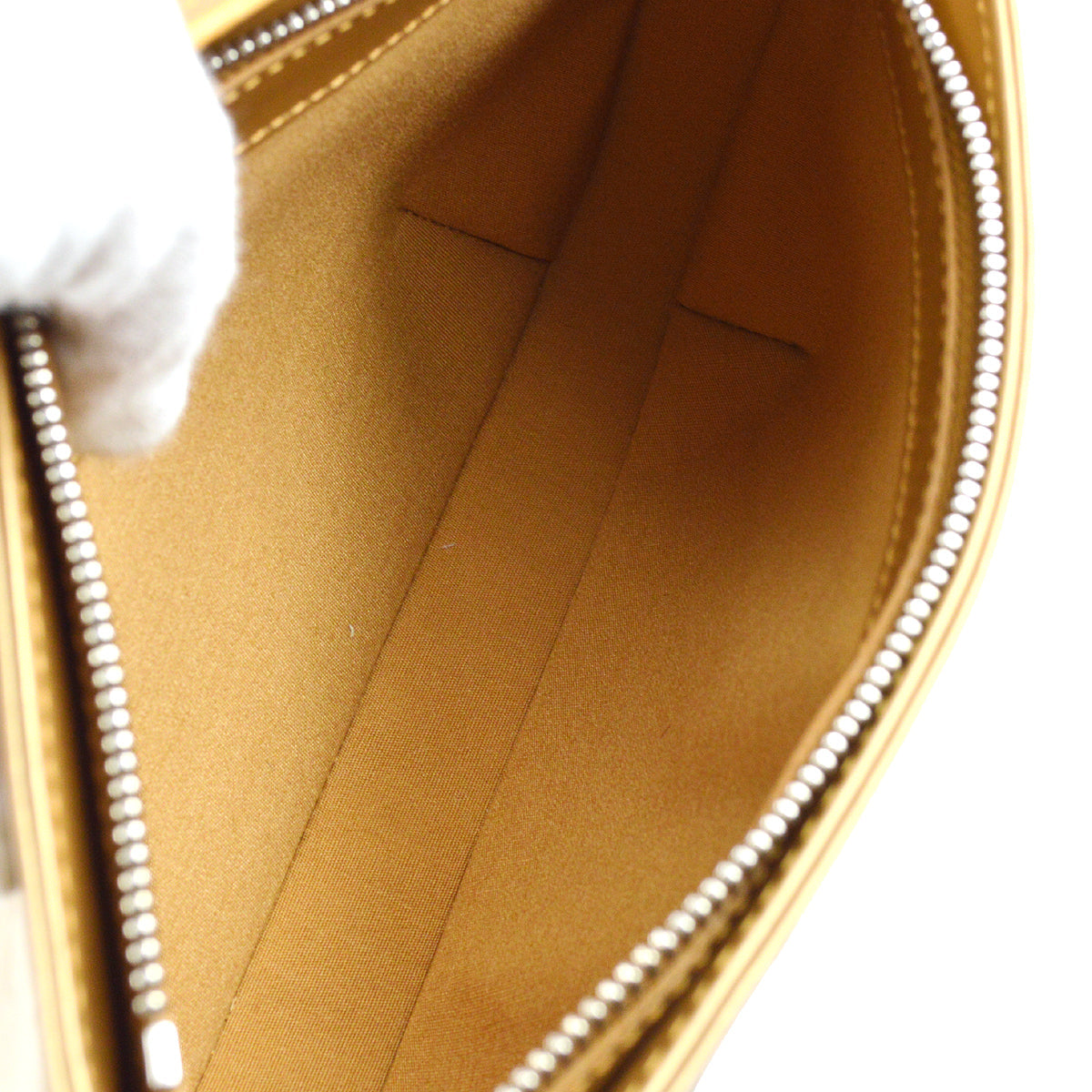 Louis Vuitton 2004 Fowler Monogram Mat Beige M55147