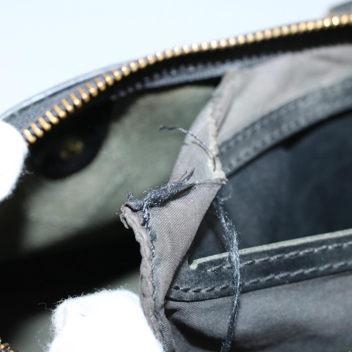 LOUIS VUITTON Epi Speedy 25 Hand Bag Black M43012 LV 56405