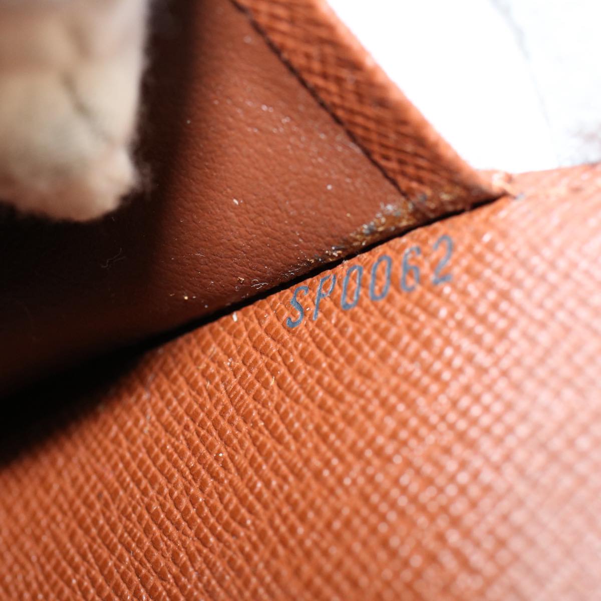 LOUIS VUITTON Monogram Agenda MM Day Planner Cover R20105 LV 56424