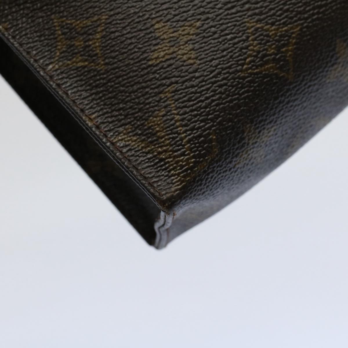 LOUIS VUITTON Monogram Poche Toilette 19 Pouch M47544 LV 56427