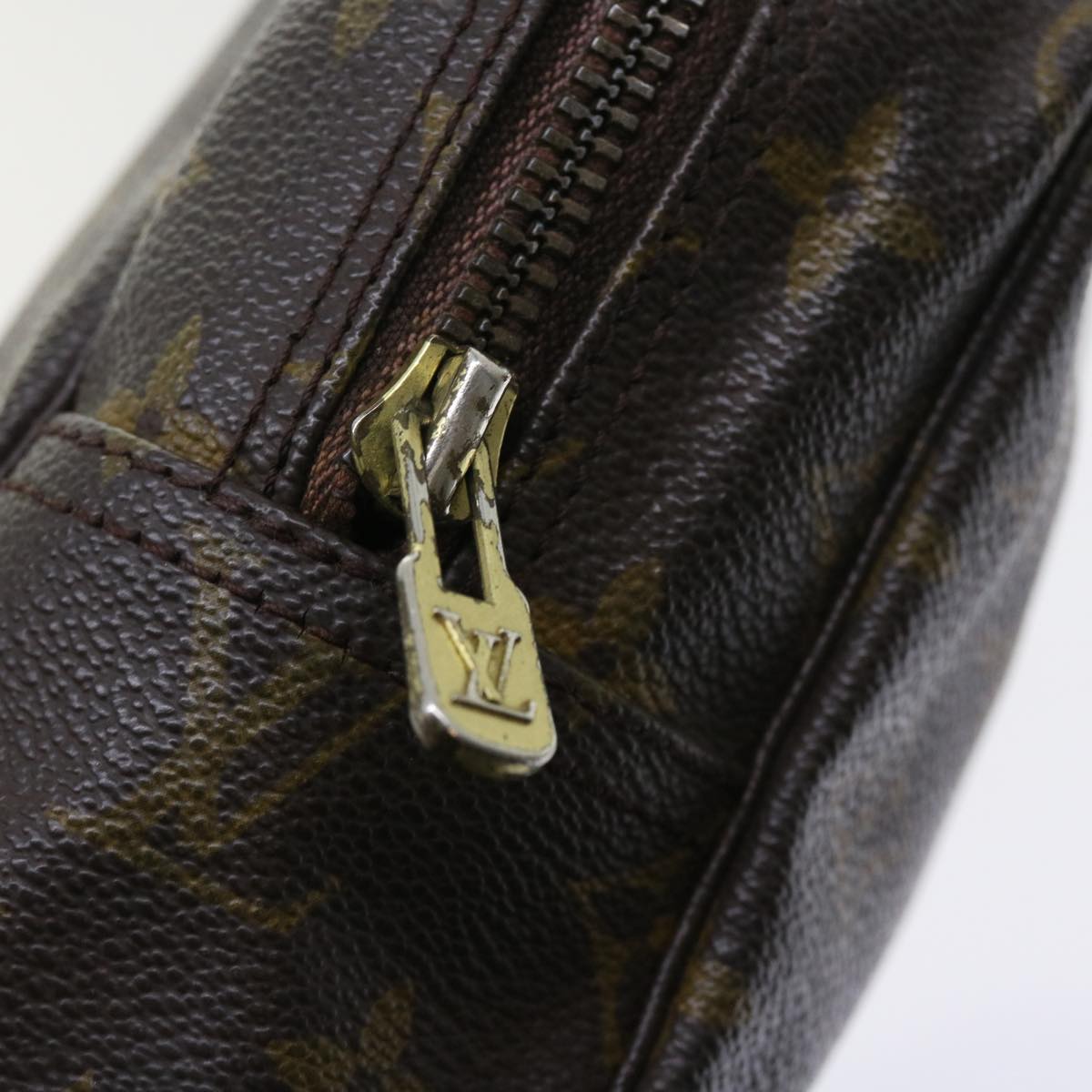 LOUIS VUITTON Monogram Trousse Toilette 28 Clutch Bag M47522 LV 56438