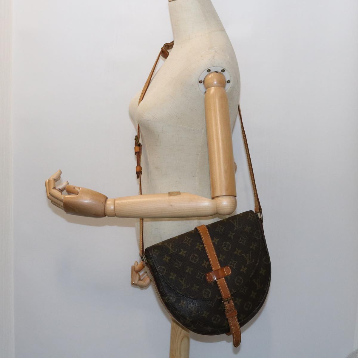 LOUIS VUITTON Monogram Chantilly GM Shoulder Bag Vintage M51232 LV 56475