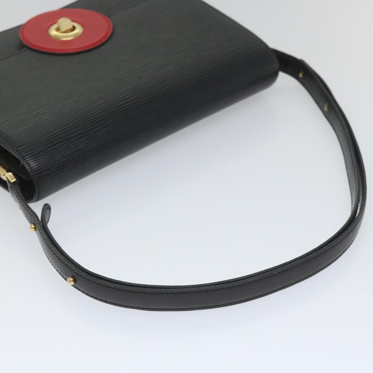 LOUIS VUITTON Epi Free Run Shoulder Bag Red Black M52417 LV 56485