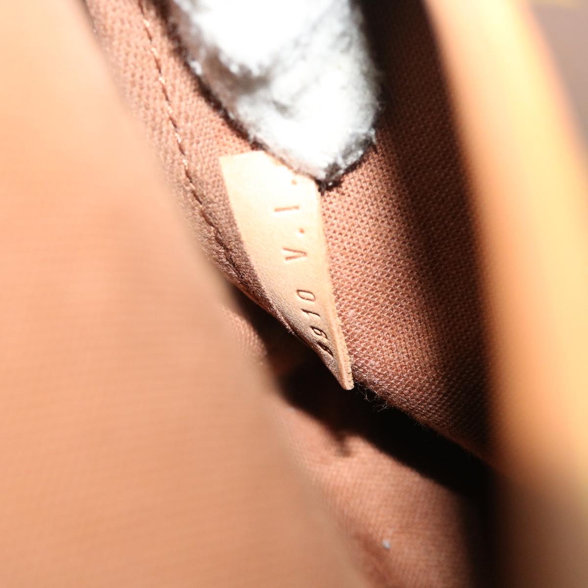 LOUIS VUITTON Monogram Saumur 35 Shoulder Bag M42254 LV 56662
