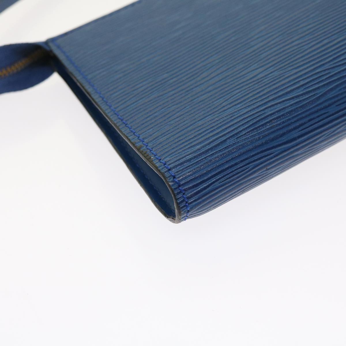 LOUIS VUITTON Epi Pochette Accessoires Accessory Pouch Blue M52985 LV 56670