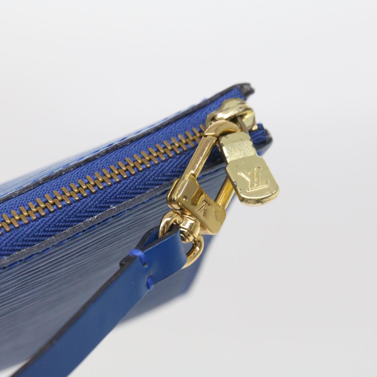 LOUIS VUITTON Epi Pochette Accessoires Accessory Pouch Blue M52985 LV 56670