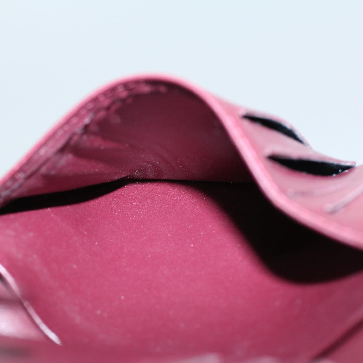 LOUIS VUITTON Vernis PortefeuilleViennois Wallet Rouge Favist M91524 56720