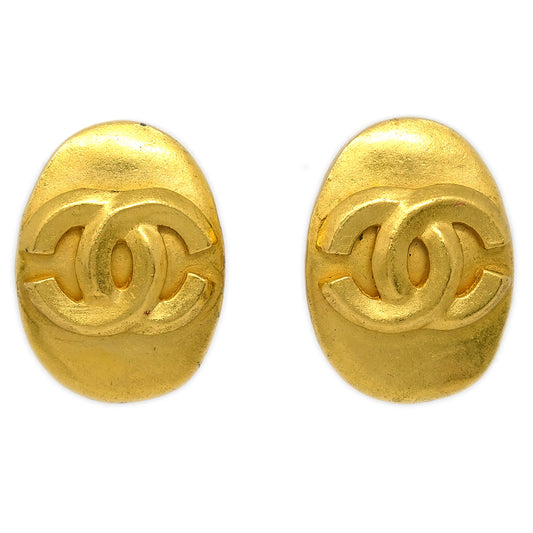 Chanel Oval Earrings Gold Clip-On 96P