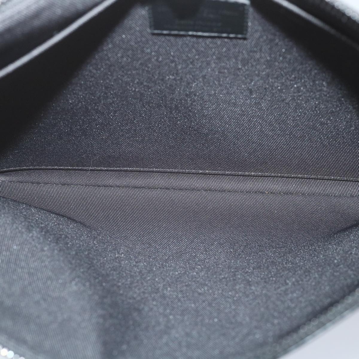LOUIS VUITTON Taiga Rainbow Chain Pochette A4 Bag Black M30347 LV 56795A