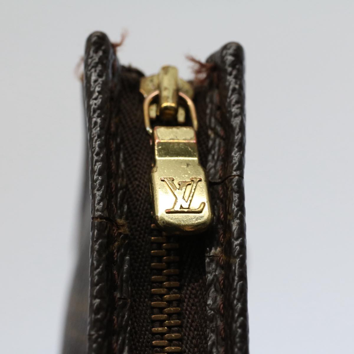 LOUIS VUITTON Monogram Poche Toilette 15 Pouch M47546 LV 56806
