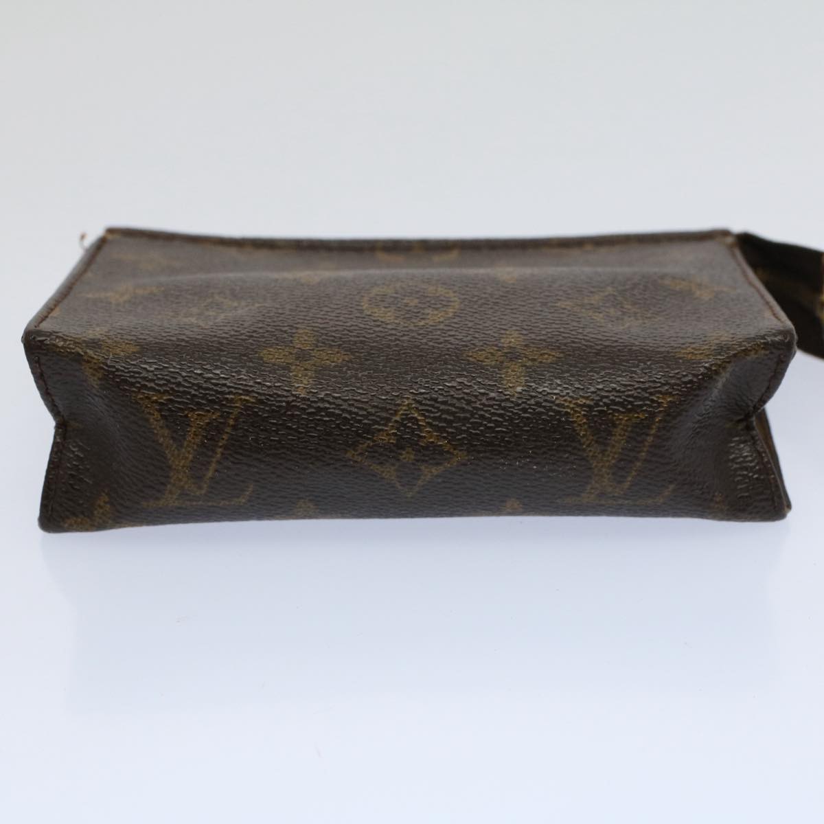 LOUIS VUITTON Monogram Poche Toilette 15 Pouch M47546 LV 56806
