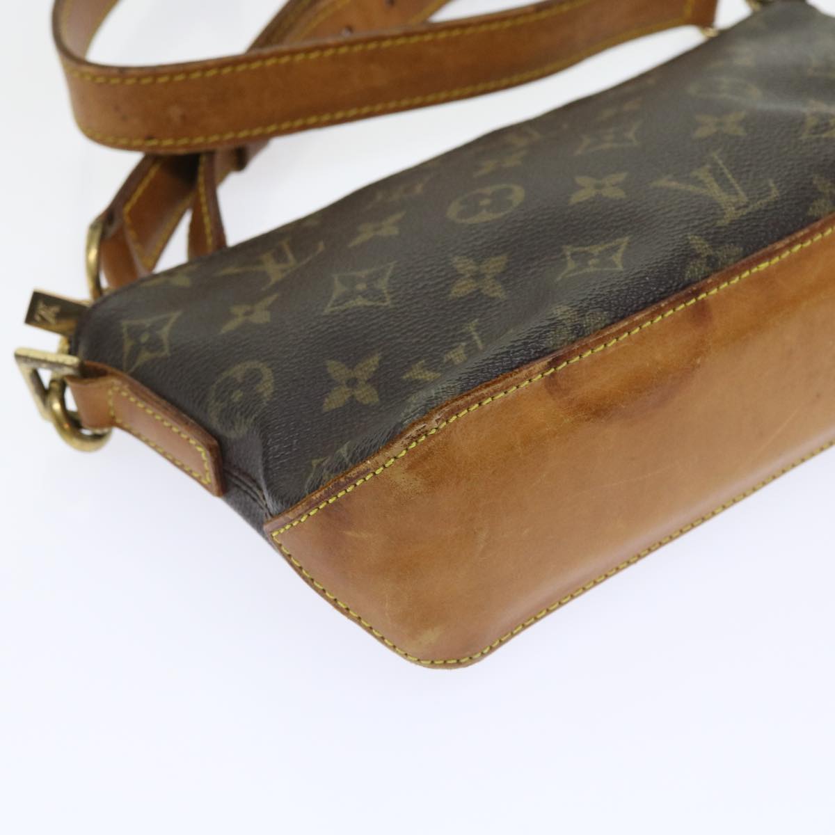 LOUIS VUITTON Monogram Trotteur Shoulder Bag M51240 LV 56837