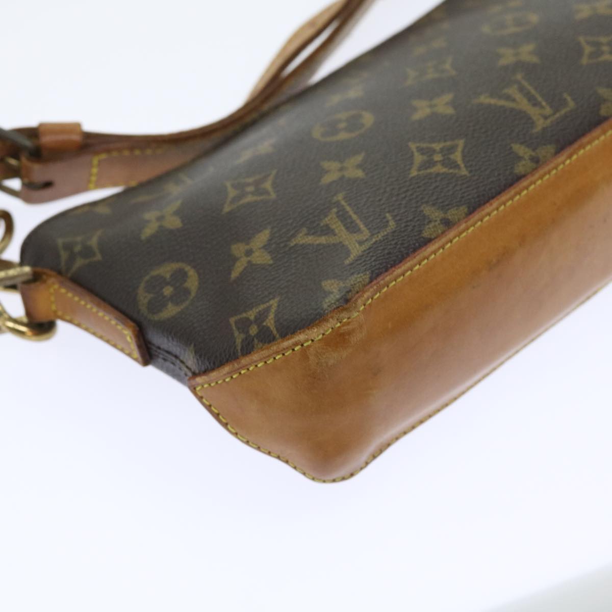 LOUIS VUITTON Monogram Trotteur Shoulder Bag M51240 LV 56837