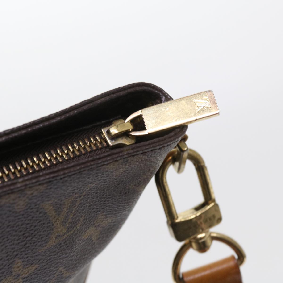 LOUIS VUITTON Monogram Trotteur Shoulder Bag M51240 LV 56837