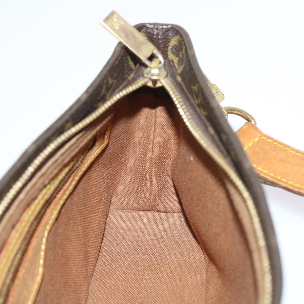 LOUIS VUITTON Monogram Trotteur Shoulder Bag M51240 LV 56837