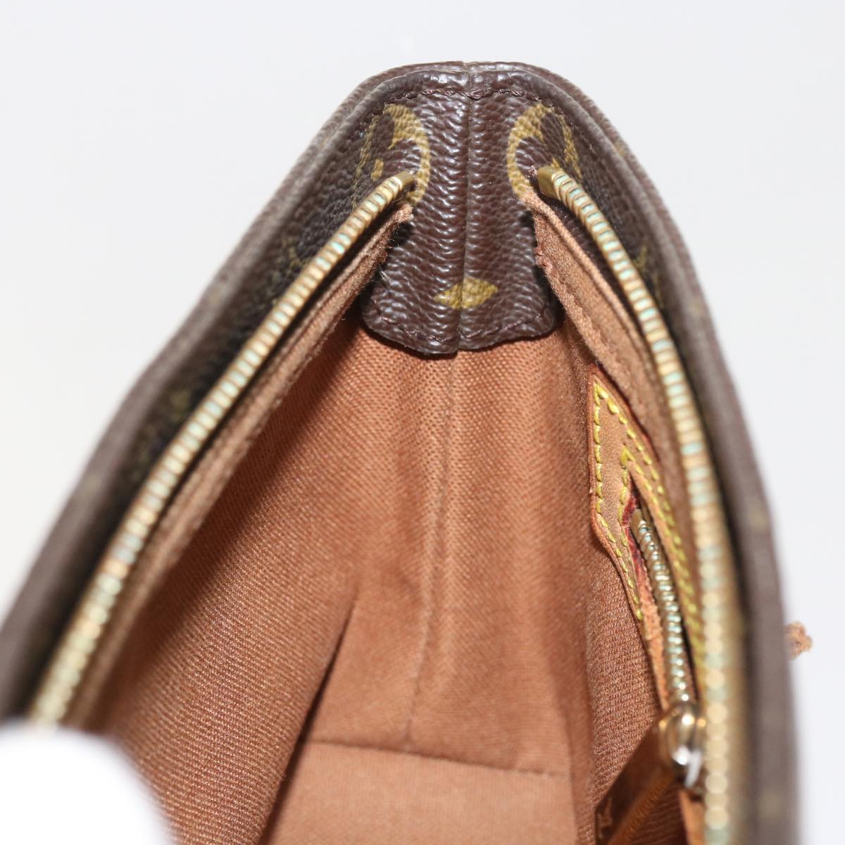 LOUIS VUITTON Monogram Trotteur Shoulder Bag M51240 LV 56837