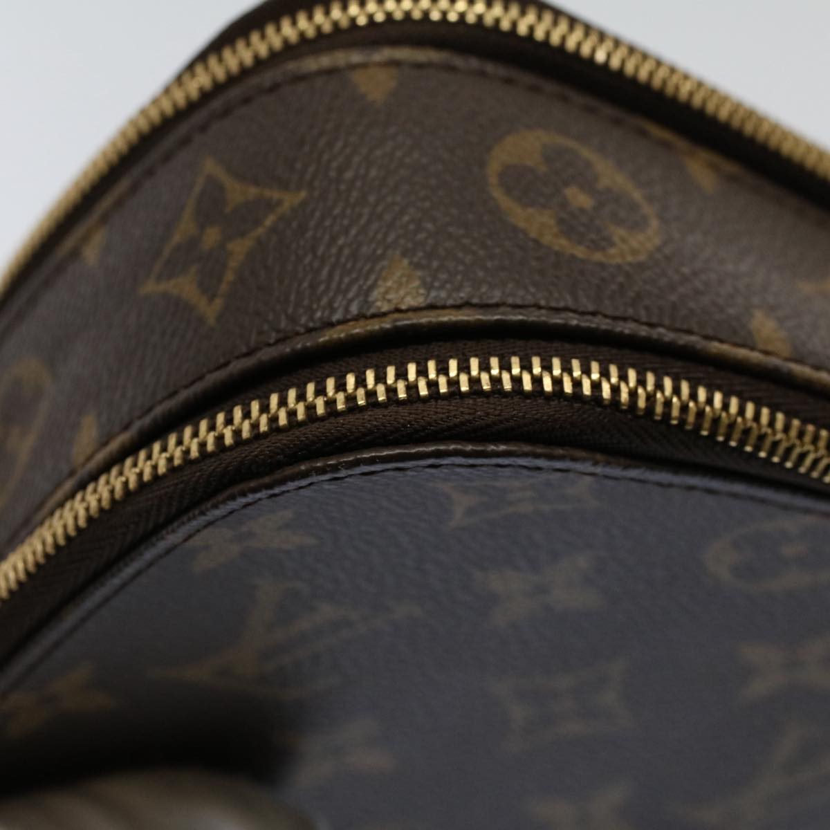 LOUIS VUITTON Monogram Trousse Brush GM Cosmetic Pouch M47505 LV 56915