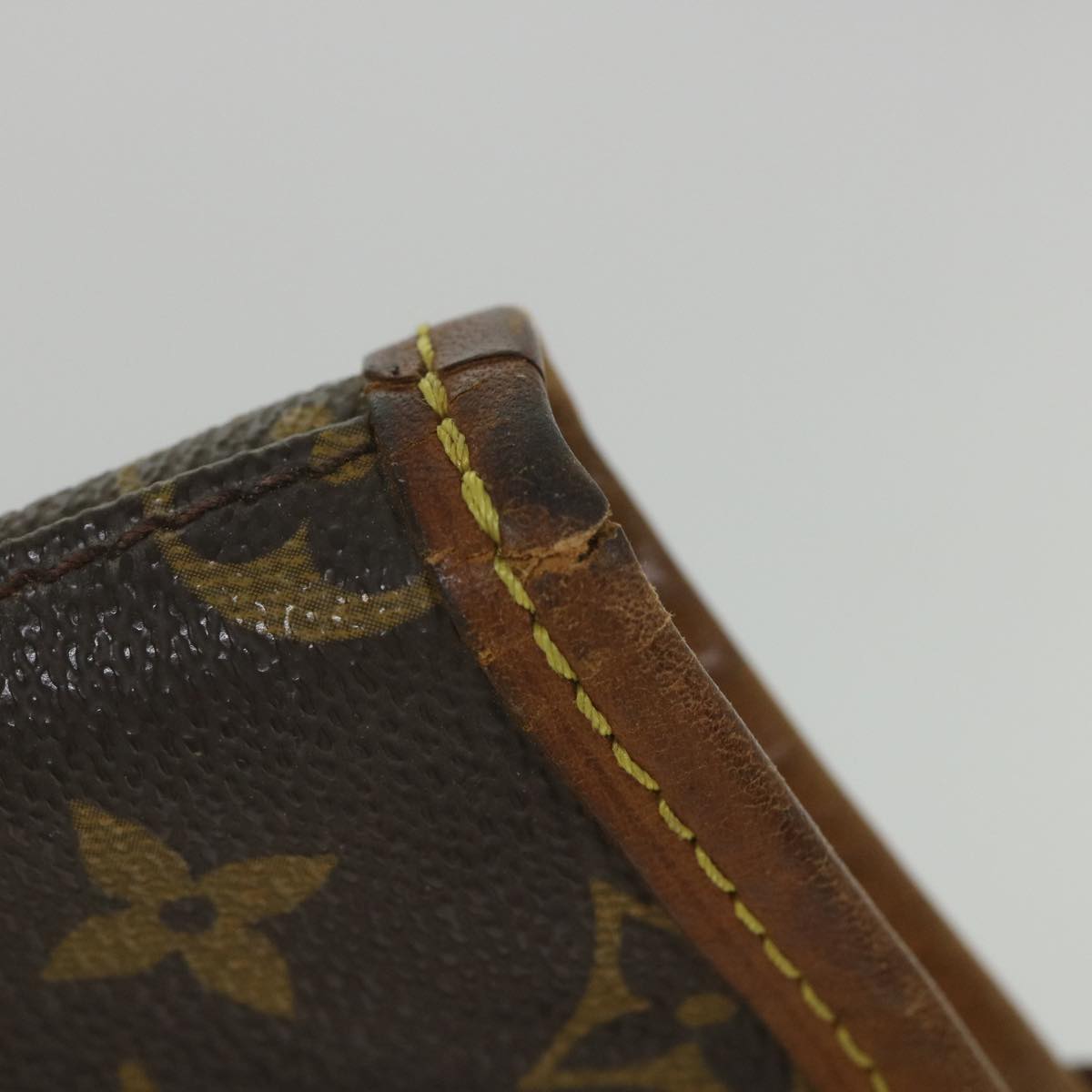 LOUIS VUITTON Monogram Bucket GM Shoulder Bag M42236 LV 56968