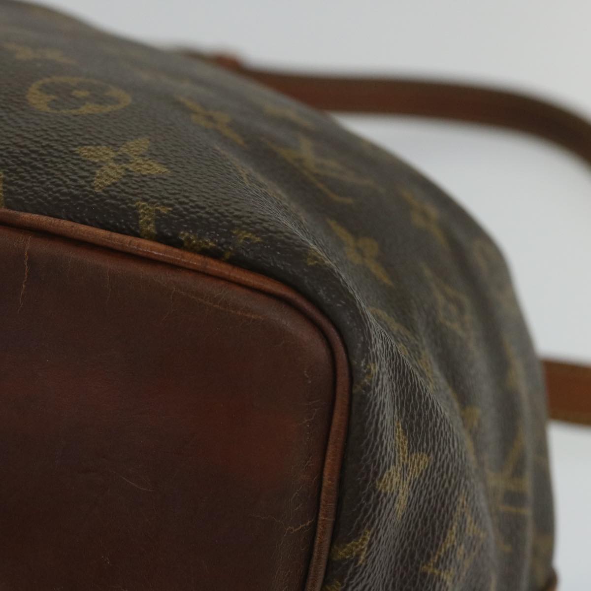 LOUIS VUITTON Monogram Petit Noe Shoulder Bag M42226 LV 56975