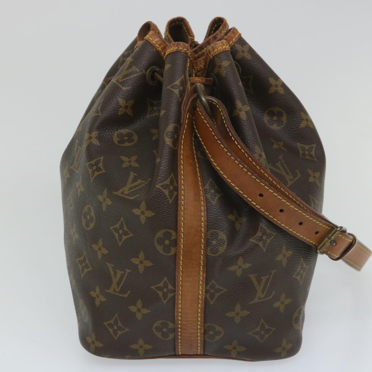 LOUIS VUITTON Monogram Petit Noe Shoulder Bag M42226 LV 56975
