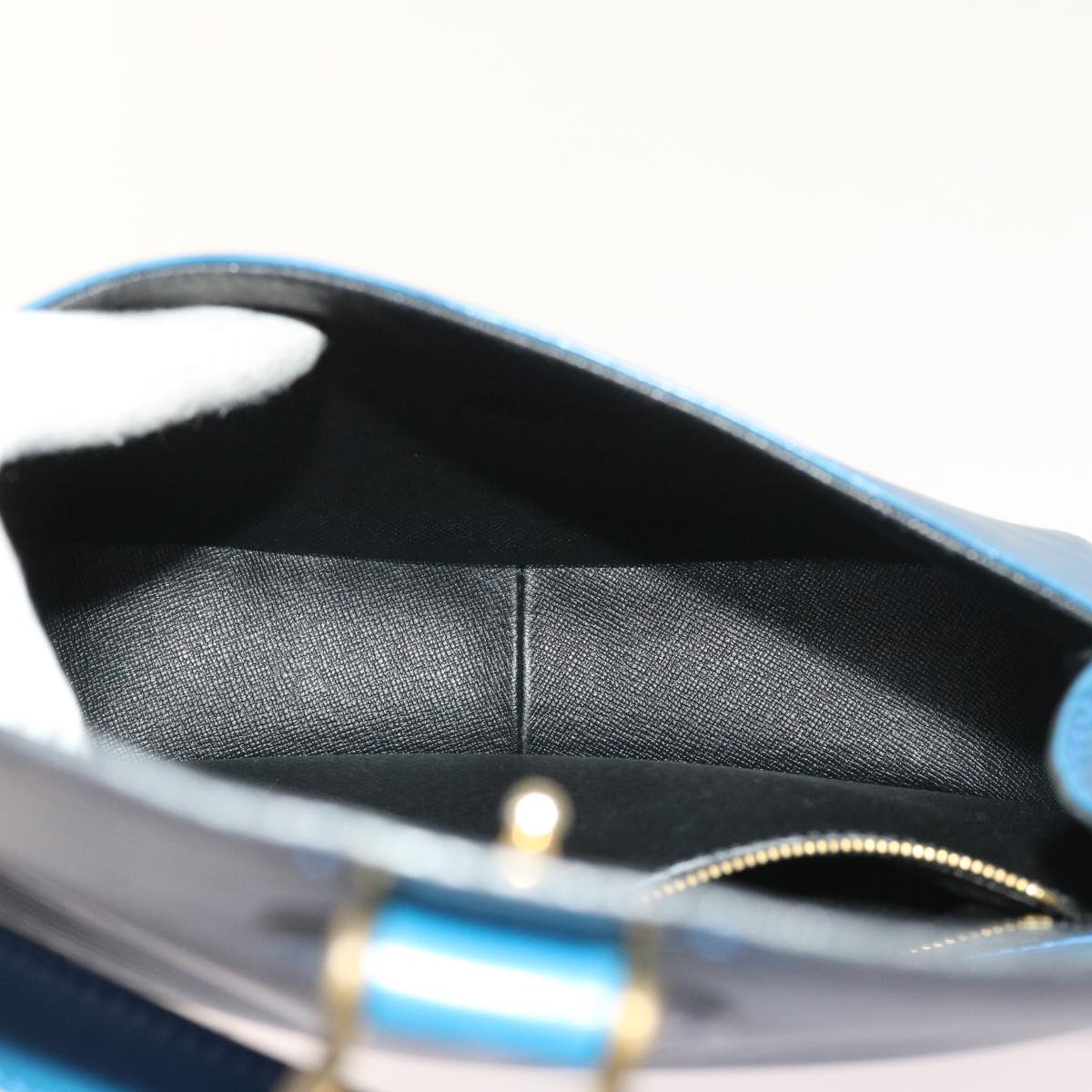 LOUIS VUITTON Epi Saint Cloud GM Shoulder Bag Blue M52195 LV 57143