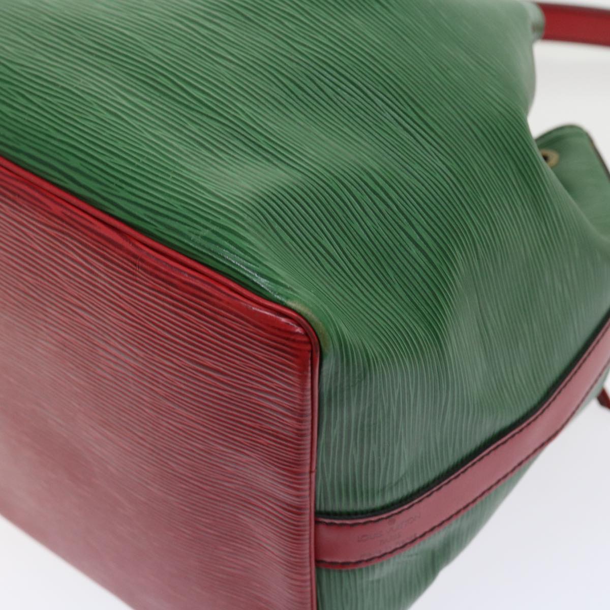 LOUIS VUITTON Epi Petit Noe Shoulder Bag Bicolor Green Red M44147 LV 57173
