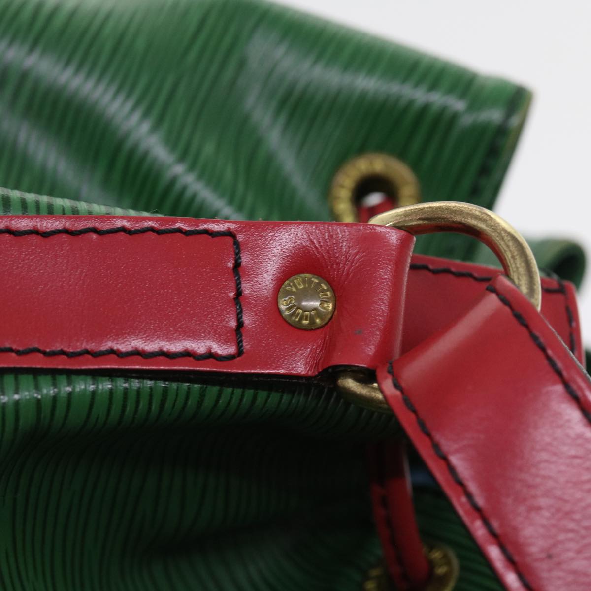 LOUIS VUITTON Epi Petit Noe Shoulder Bag Bicolor Green Red M44147 LV 57173