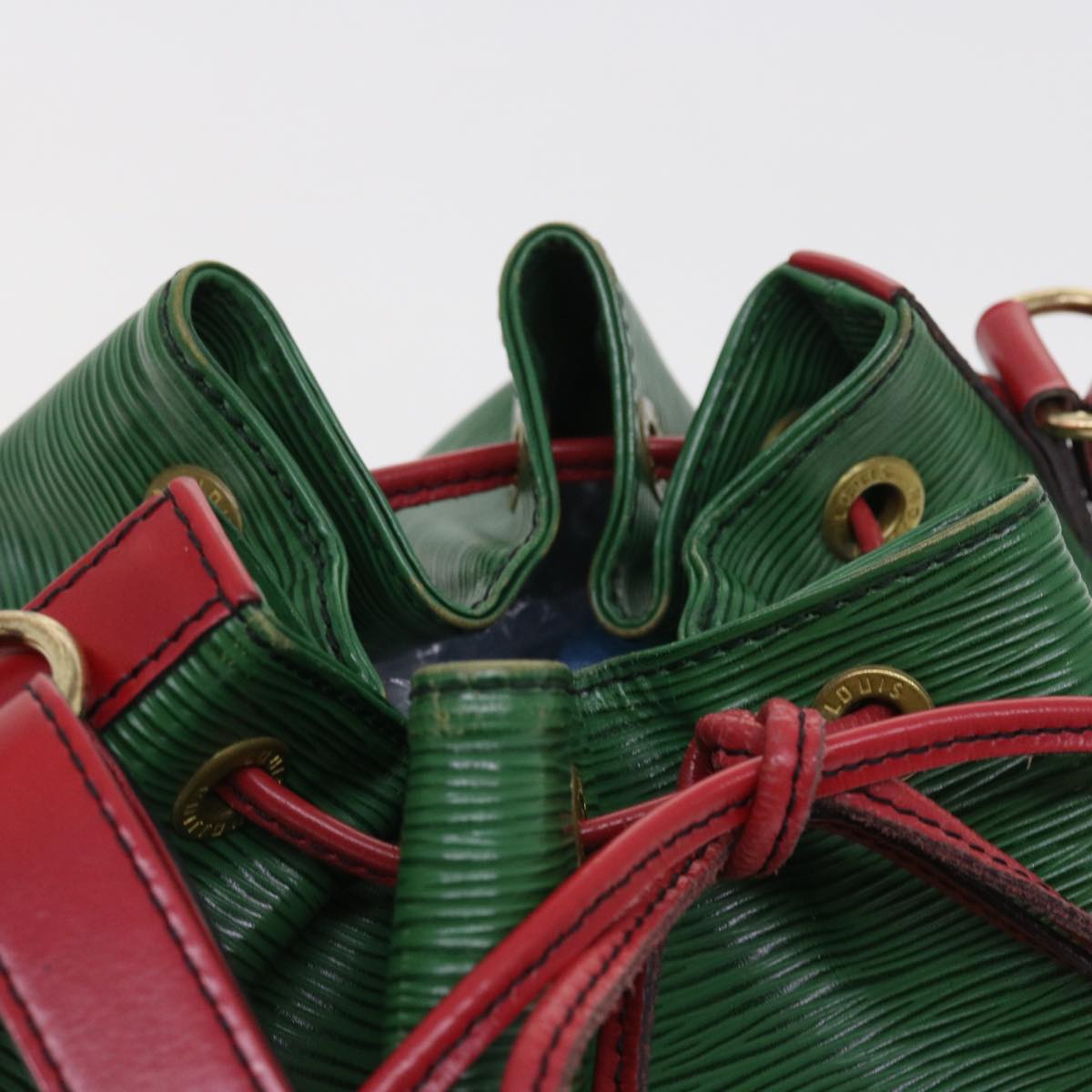 LOUIS VUITTON Epi Petit Noe Shoulder Bag Bicolor Green Red M44147 LV 57173